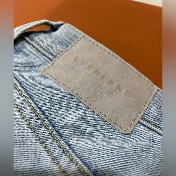 NWT Everlane The Original Cheeky® Jean Fog size 26 inseam 26.5 - Picture 5 of 7